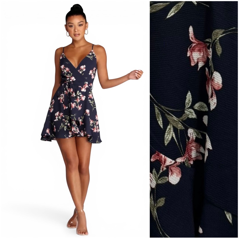 Windsor Navy Plant One On Floral Skater Dress - Size Large